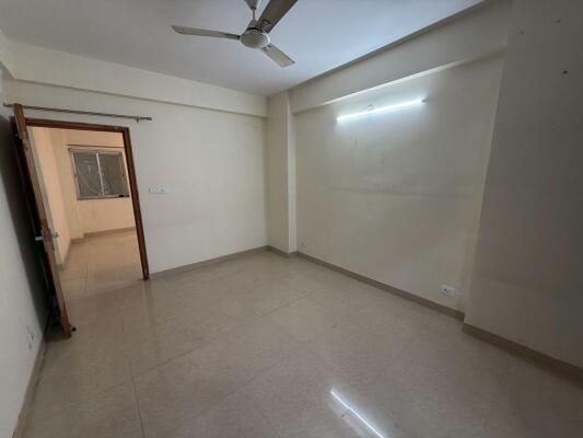3 BHK Flat in Sector 19B Dwarka, Delhi