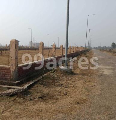 Residential land / Plot in Block B Sector-20 Yamuna Expressway, Greater Noida
