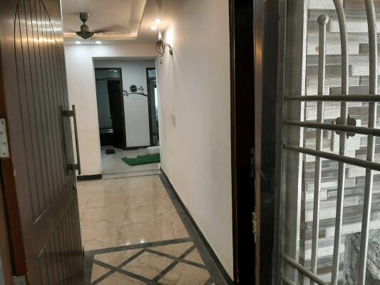 4 BHK Flat in Sector 22 Dwarka, Delhi