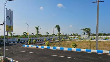 Residential land / Plot in Mahindra City, GST Road