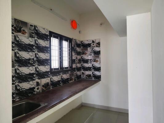 1 Bedroom House in Avadi, Chennai