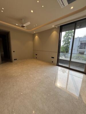 4 BHK Independent Builder Floor in Hauz Khas Enclave, Delhi