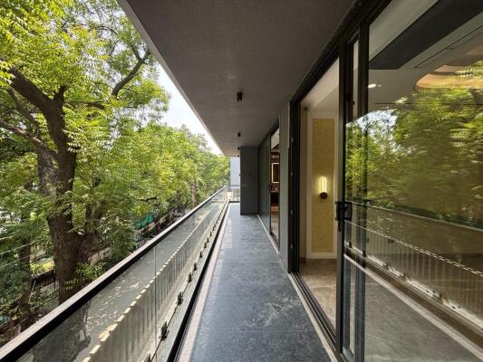 4 BHK Builder Floor in South Extension 2, Delhi
