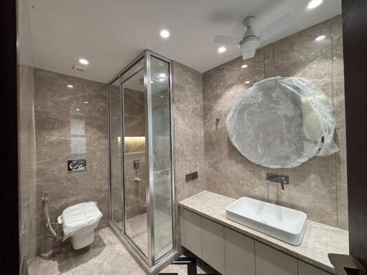 4 BHK Builder Floor in South Extension 2, Delhi