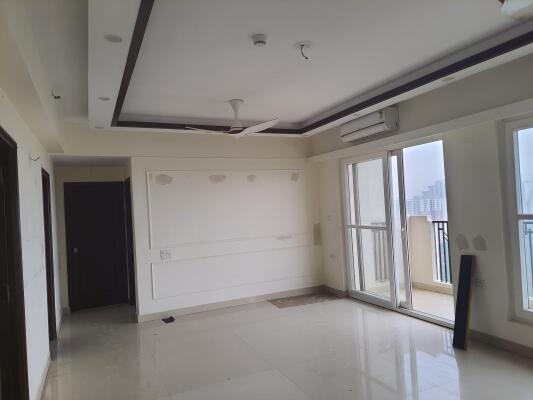 3 BHK Flat in Sector 104, Noida