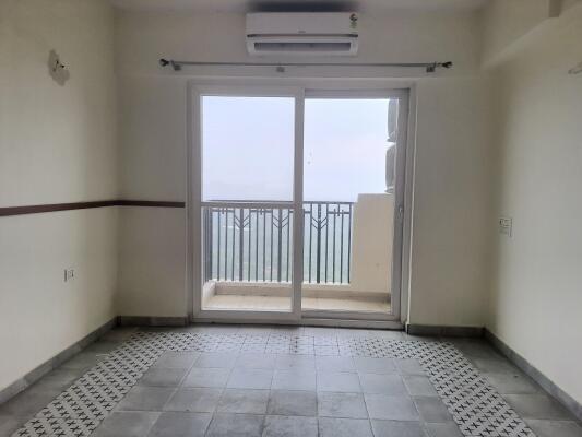 3 BHK Flat in Sector 104, Noida