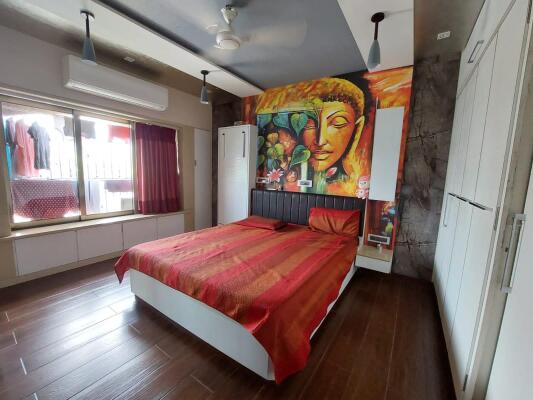 2 BHK Flat in Dadar East, Mumbai