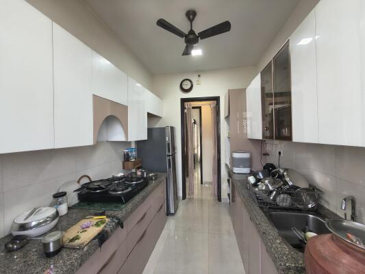 2 BHK Flat in Balkum, Thane