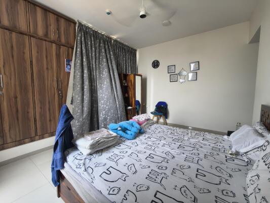 2 BHK Flat in Balkum, Thane