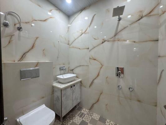 3 BHK Builder Floor in Shakti Khand 4, Ghaziabad
