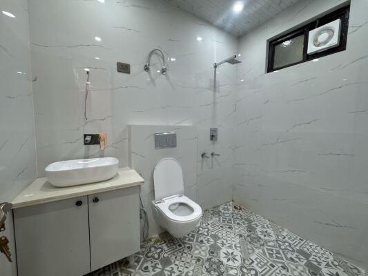 3 BHK Builder Floor in Shakti Khand 4, Ghaziabad