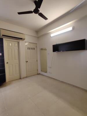 2 BHK Flat in Keelkattalai, Chennai