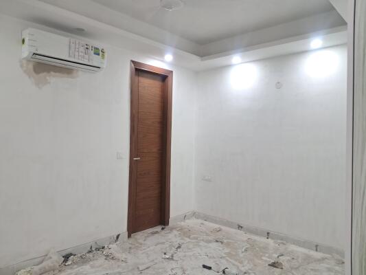 4 BHK Flat in Paryavaran Complex, Delhi