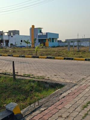 Residential land / Plot in Red Hills, Chennai