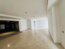 4 BHK Flat in Prabhadevi, Mumbai