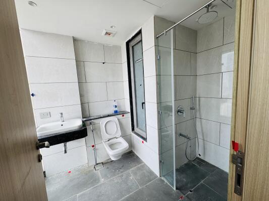 4 BHK Flat in Prabhadevi, Mumbai