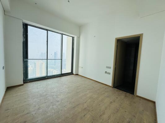 4 BHK Flat in Prabhadevi, Mumbai