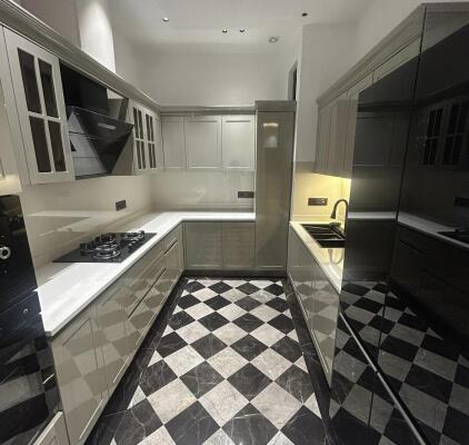 3 BHK Builder Floor in Jangpura, Delhi