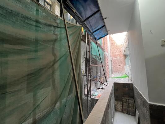 2 BHK Builder Floor in Sainik Colony, Faridabad