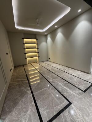 4 BHK Triplex Builder Floor in Greater Kailash, Delhi