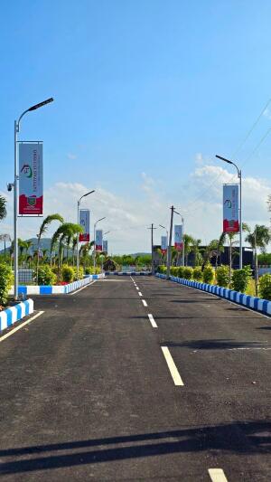 Residential land / Plot in Mahindra City, GST Road