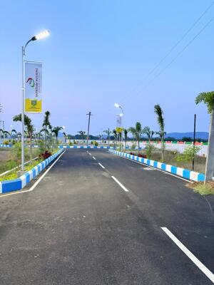 Residential land / Plot in Mahindra City, GST Road