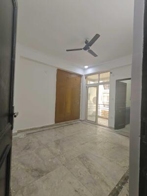 3 BHK Flat in Vaibhav Khand, Ghaziabad