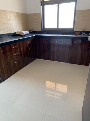 3 BHK Flat in Ghodbunder Road, Thane