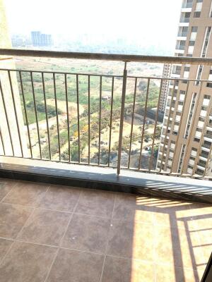 3 BHK Flat in Ghodbunder Road, Thane