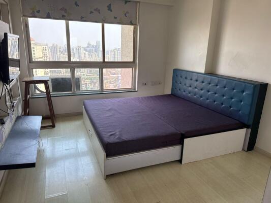 3 BHK Flat in Hiranandani Meadows, Manpada