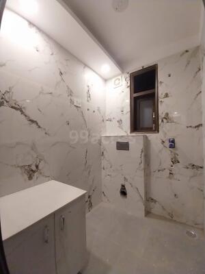 3 BHK Flat in Freedom Fighter Enclave, Delhi