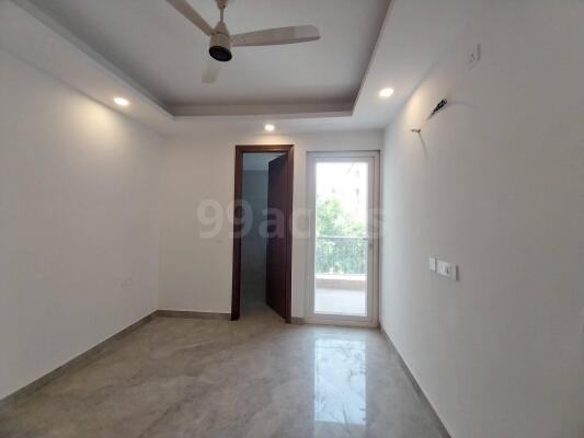 3 BHK Flat in Freedom Fighter Enclave, Delhi