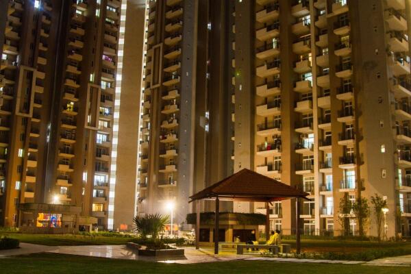 3 BHK Flat in Sector 120, Noida