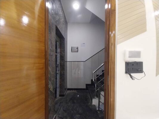 3 BHK Builder Floor in Sector 24 Rohini, Delhi
