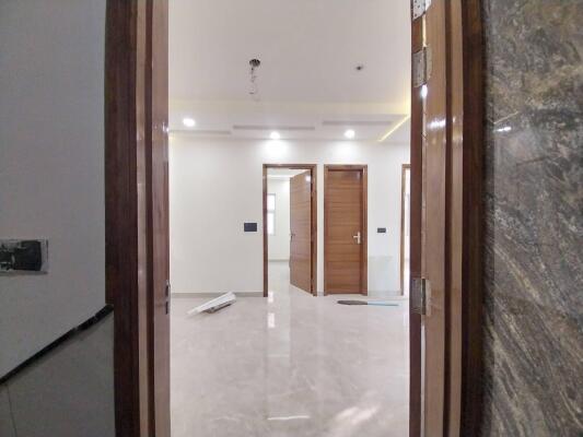 3 BHK Builder Floor in Sector 24 Rohini, Delhi