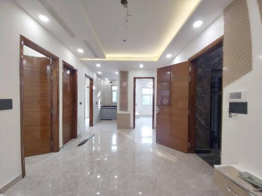 3 BHK Builder Floor in Sector 24 Rohini, Delhi