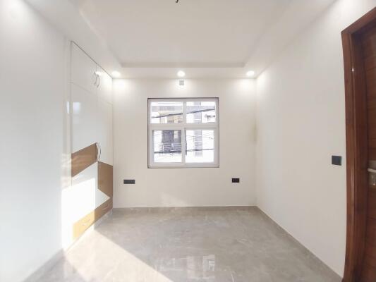 3 BHK Builder Floor in Sector 24 Rohini, Delhi