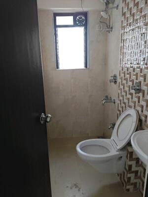 2 BHK Flat in Anand Nagar, Thane