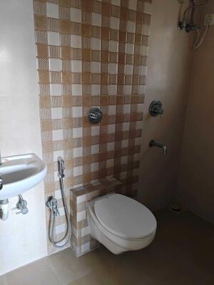 2 BHK Flat in Anand Nagar, Thane
