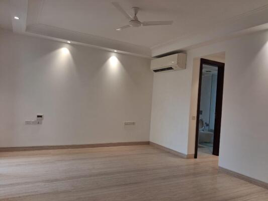 4 BHK Builder Floor in Anand Niketan, Delhi