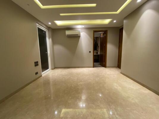 4 BHK Builder Floor in Kailash Colony, Delhi