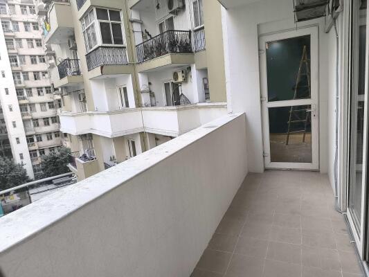 3 BHK Flat in Sector 45, Noida