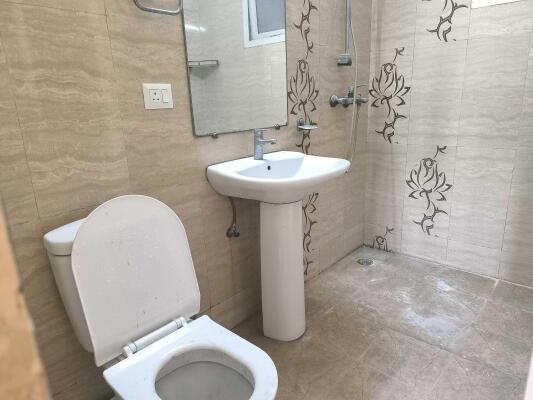 3 BHK Flat in Sector 45, Noida
