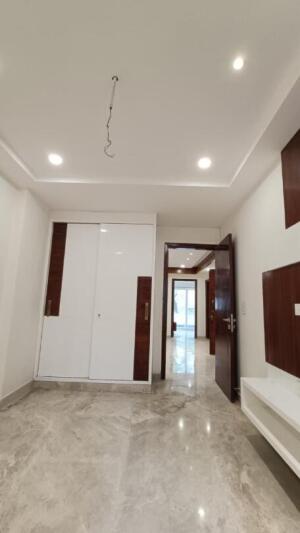 3 BHK Builder Floor in Ashok Vihar, Delhi