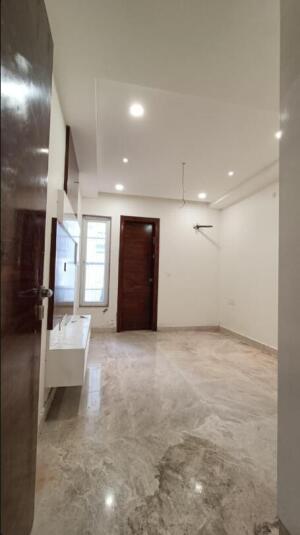 3 BHK Builder Floor in Ashok Vihar, Delhi