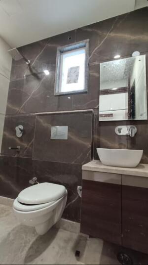 3 BHK Builder Floor in Ashok Vihar, Delhi