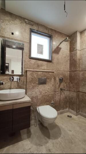 3 BHK Builder Floor in Ashok Vihar, Delhi