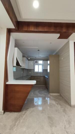 3 BHK Builder Floor in Ashok Vihar, Delhi