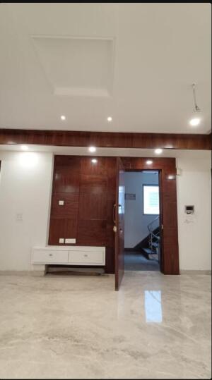 3 BHK Builder Floor in Ashok Vihar, Delhi