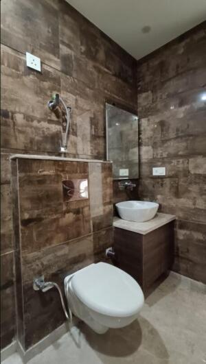 3 BHK Builder Floor in Ashok Vihar, Delhi